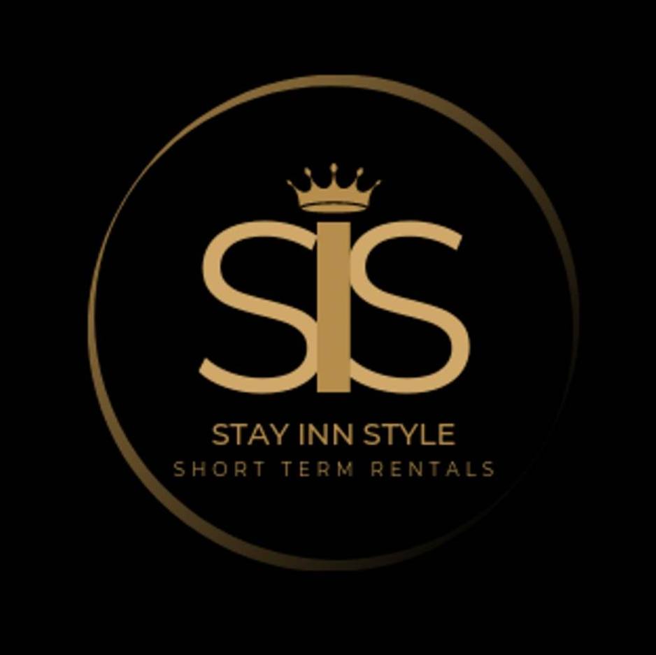 Stay Inn Style - Gander