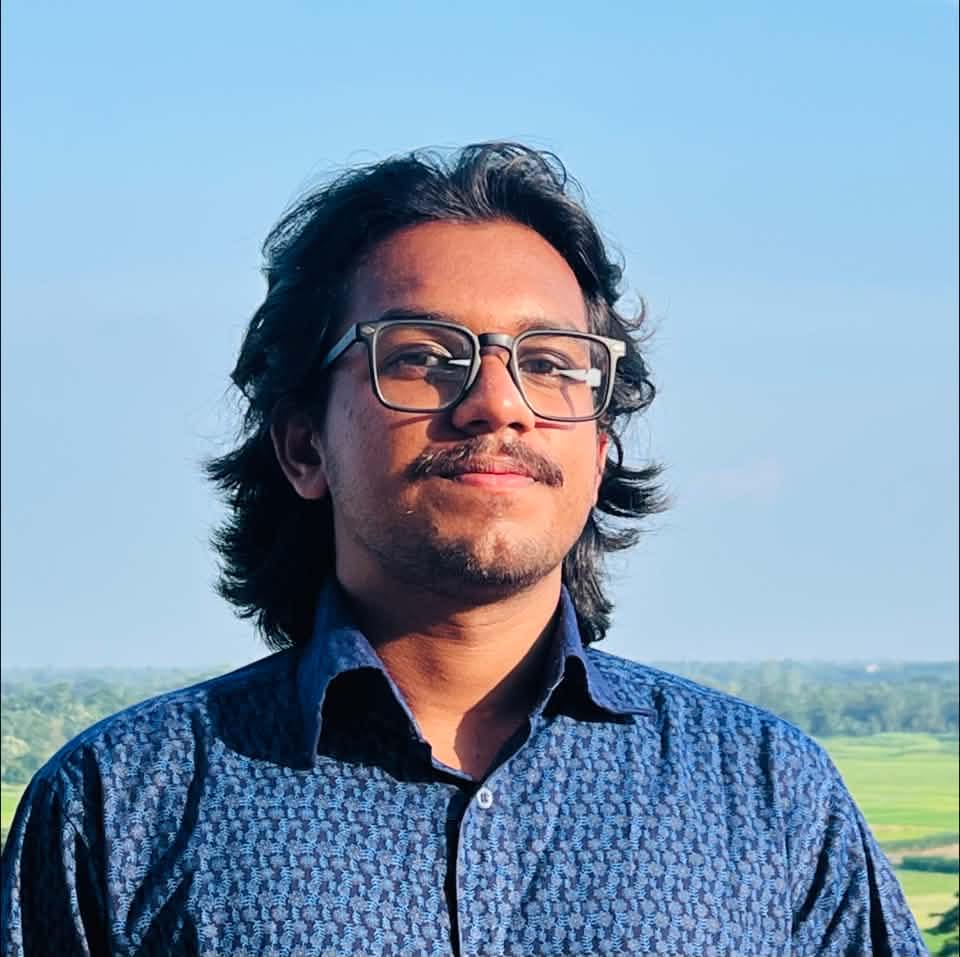বিপ্লব এবং গণতন্ত্র কখনো একসাথে... - Mohammed Naimur Rashid | Facebook