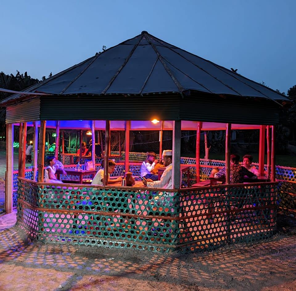 টং আড্ডা ক্যাফে- Tong Adda Cafe