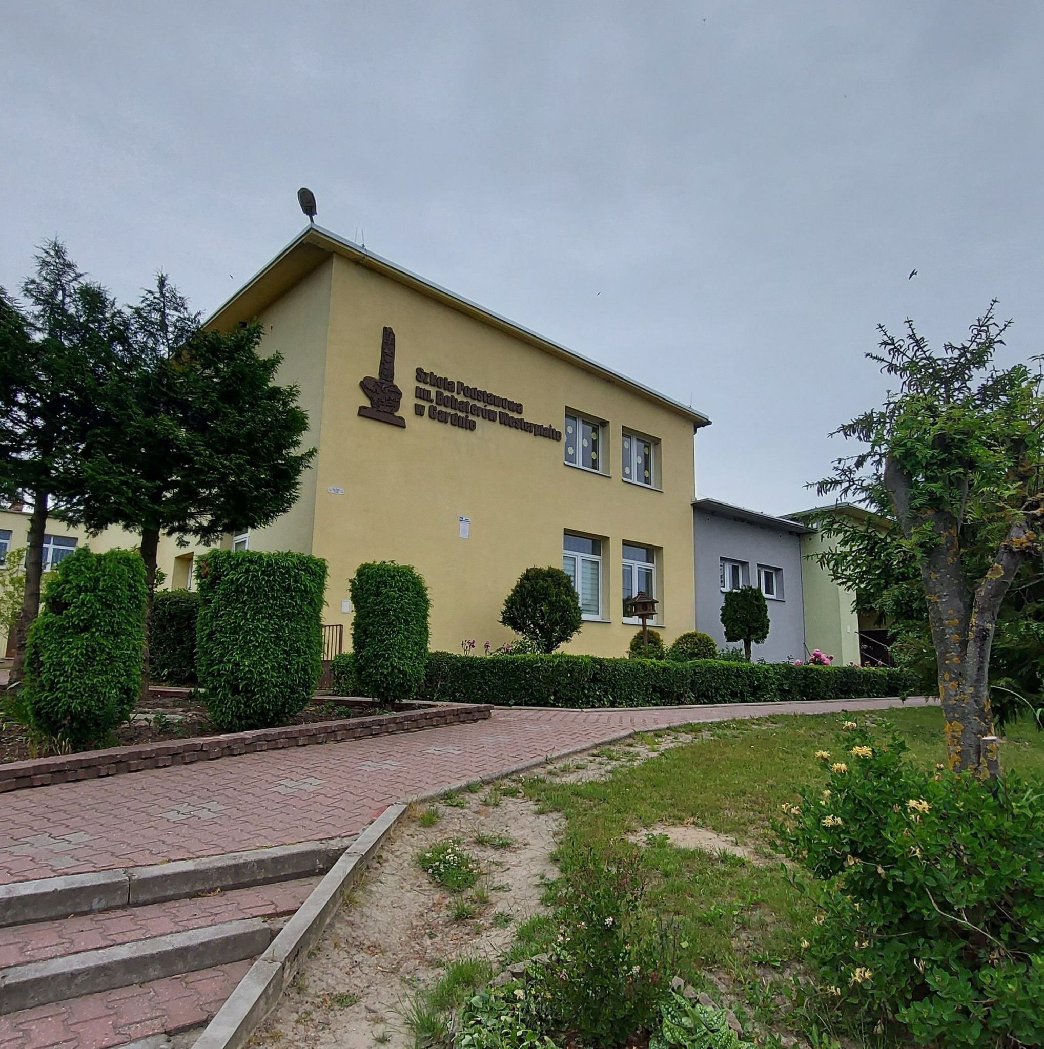 Zespół Szkół... - Zespół Szkół Ponadpodstawowych w Gryfinie