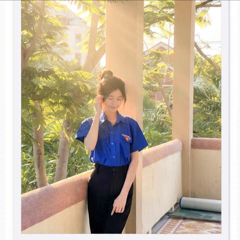 Uyển My