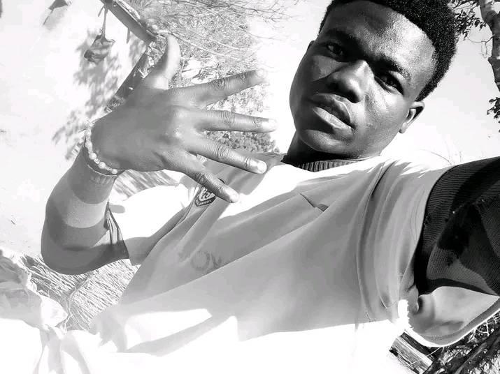 Lil bro 4470