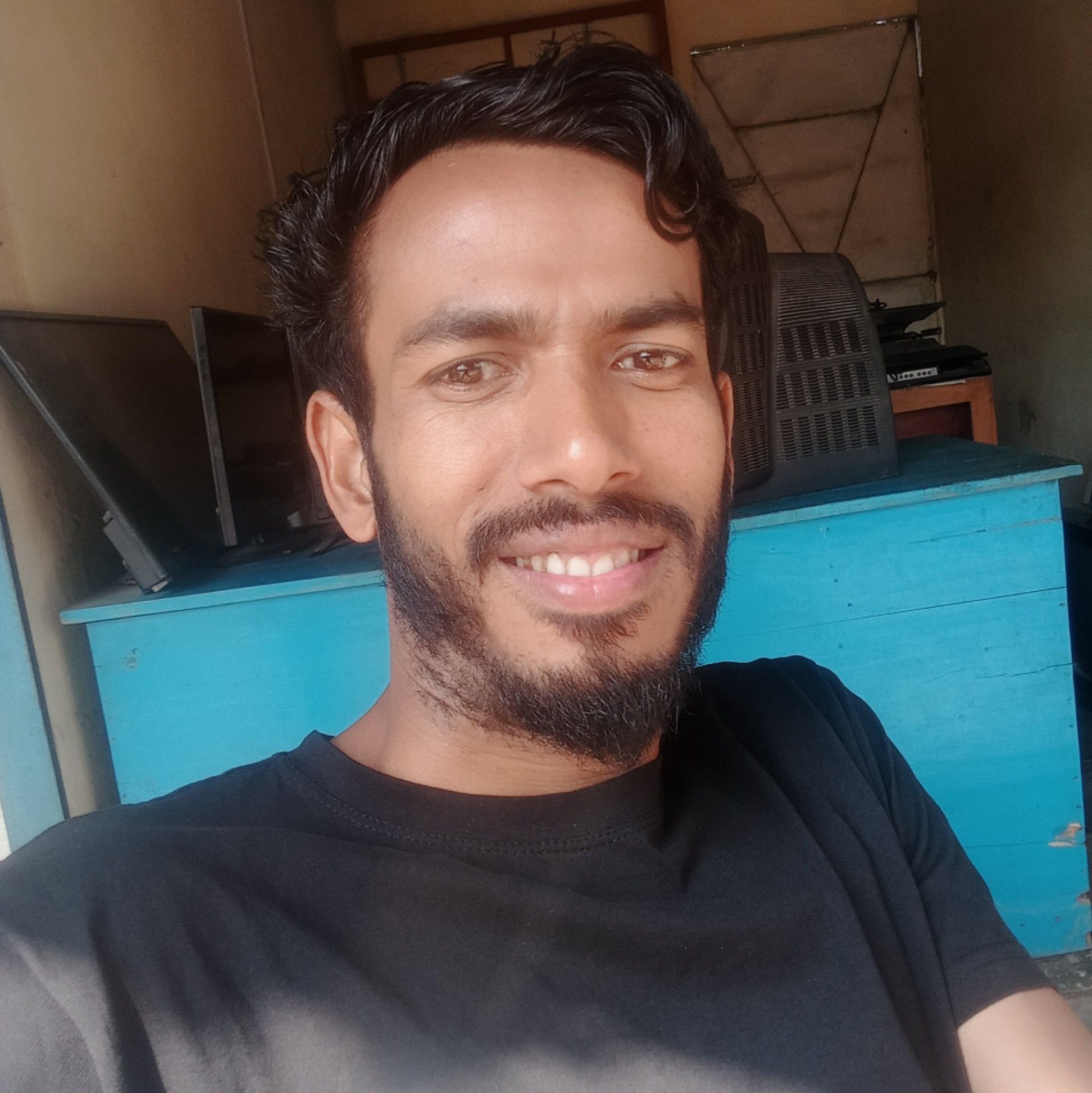 কে কে চেনেন | Sadek Islam