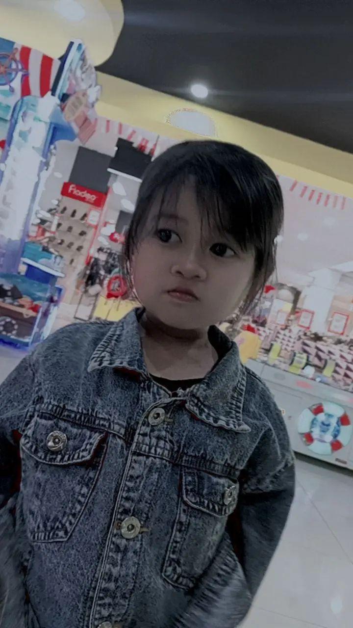 Emongg gaah, dikane bli ckp wdon siji 🤪🤣🤣 | Diana Khaileen