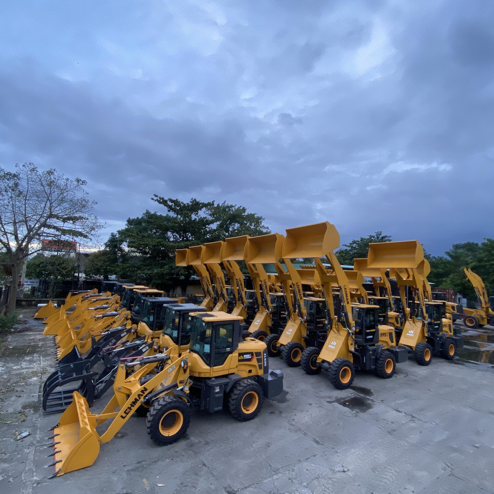 Xe Xúc Lật Trung Quốc | Da Nang