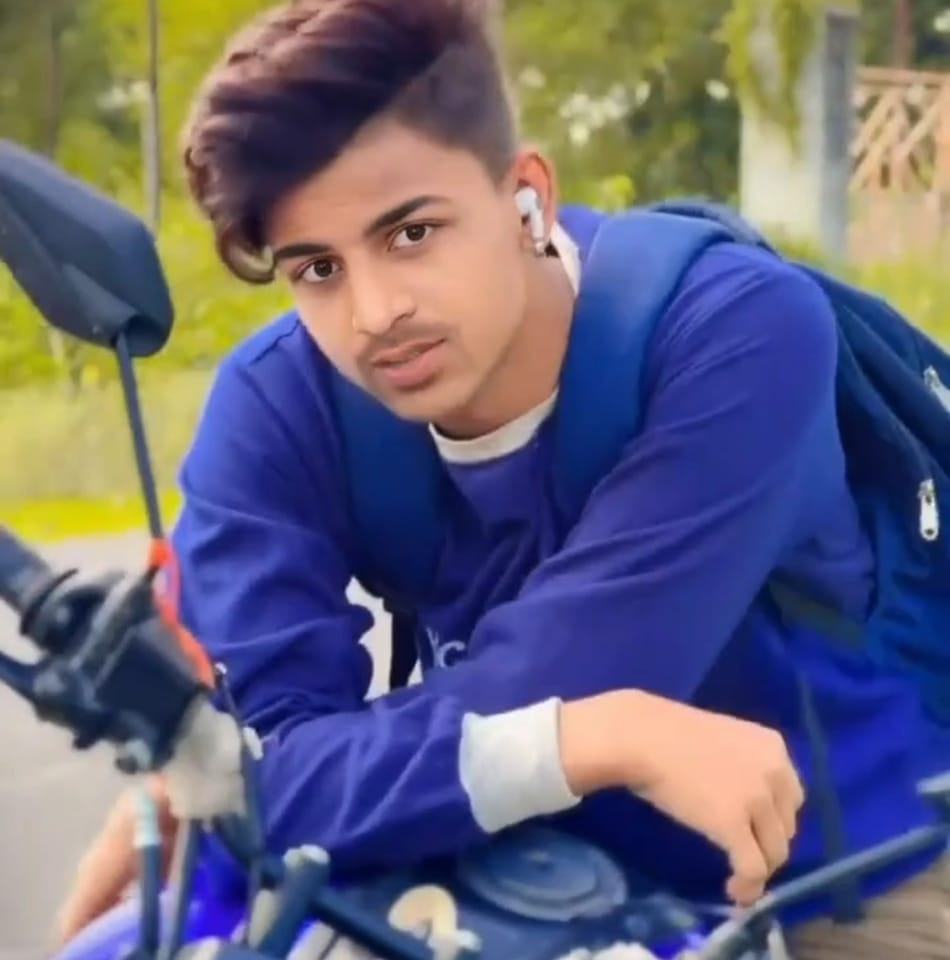 monu_raj_royal_1999 | Hindaun