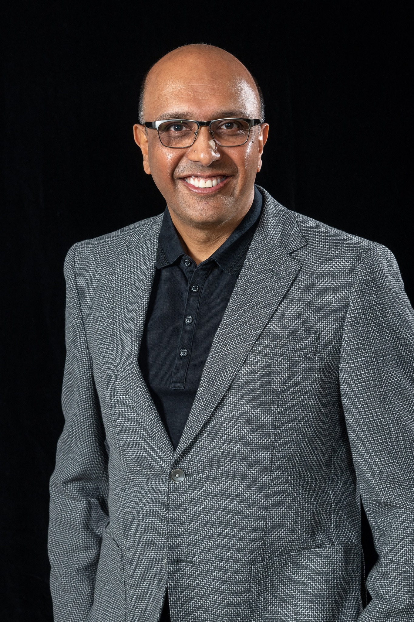 Dr Ash Parmar