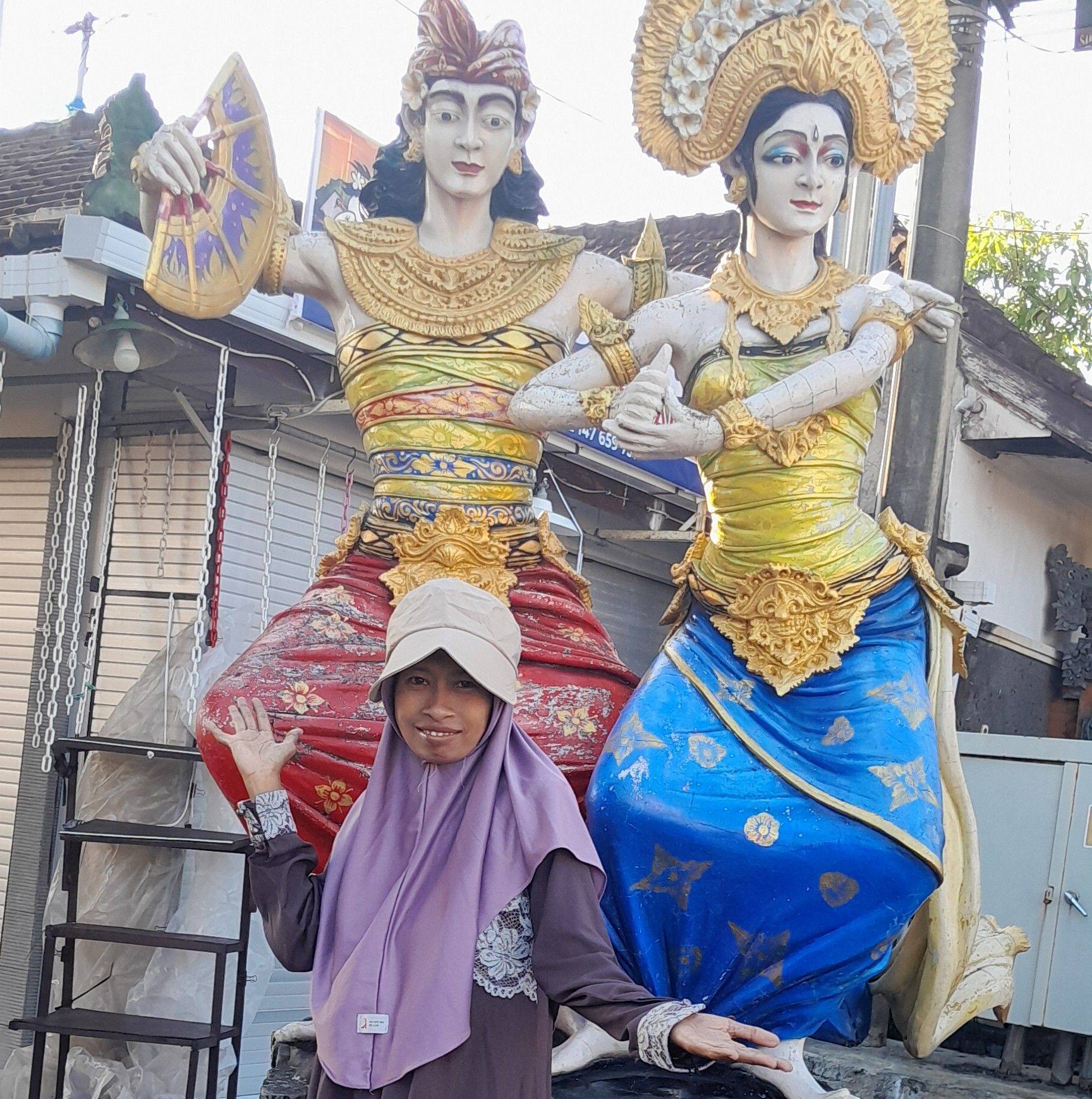 Mbah leginah makasih ya mbah sudah menghibur kami semua. Husnul ...