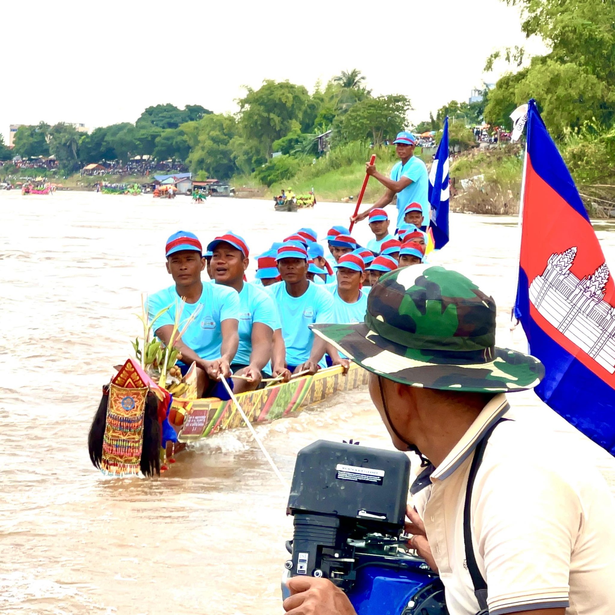 តារាពេជ្រធិបតីបារមីរំចេក | នារីផ្កាយព្រឹក