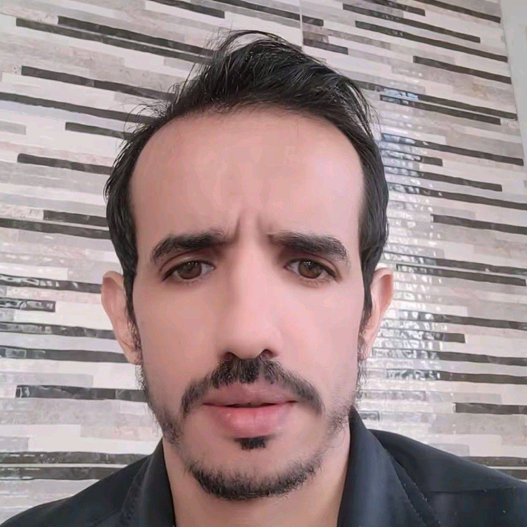 كل يوم اموت البارح