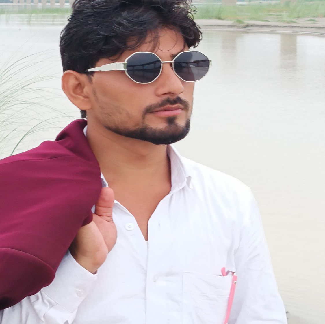 Mo Akmal