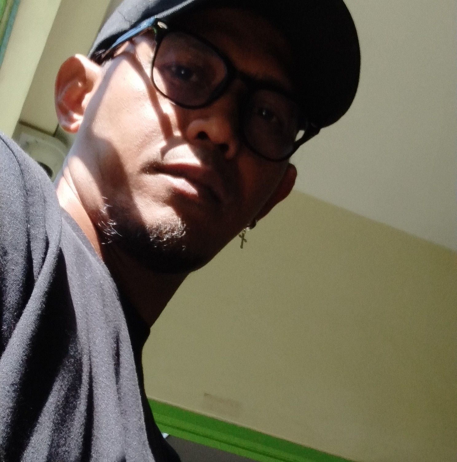 Renh Qali Oaman Jr.
