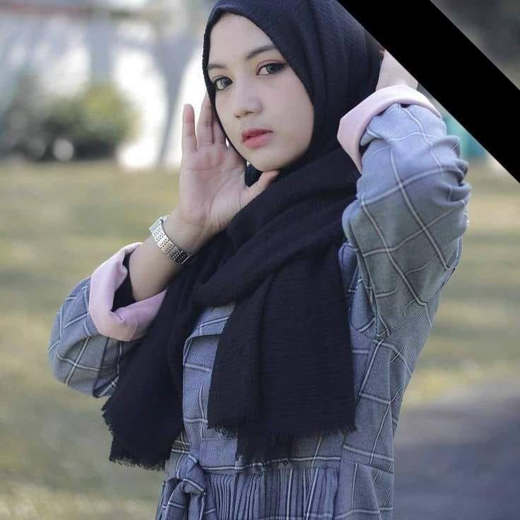 PUTRI LESTY