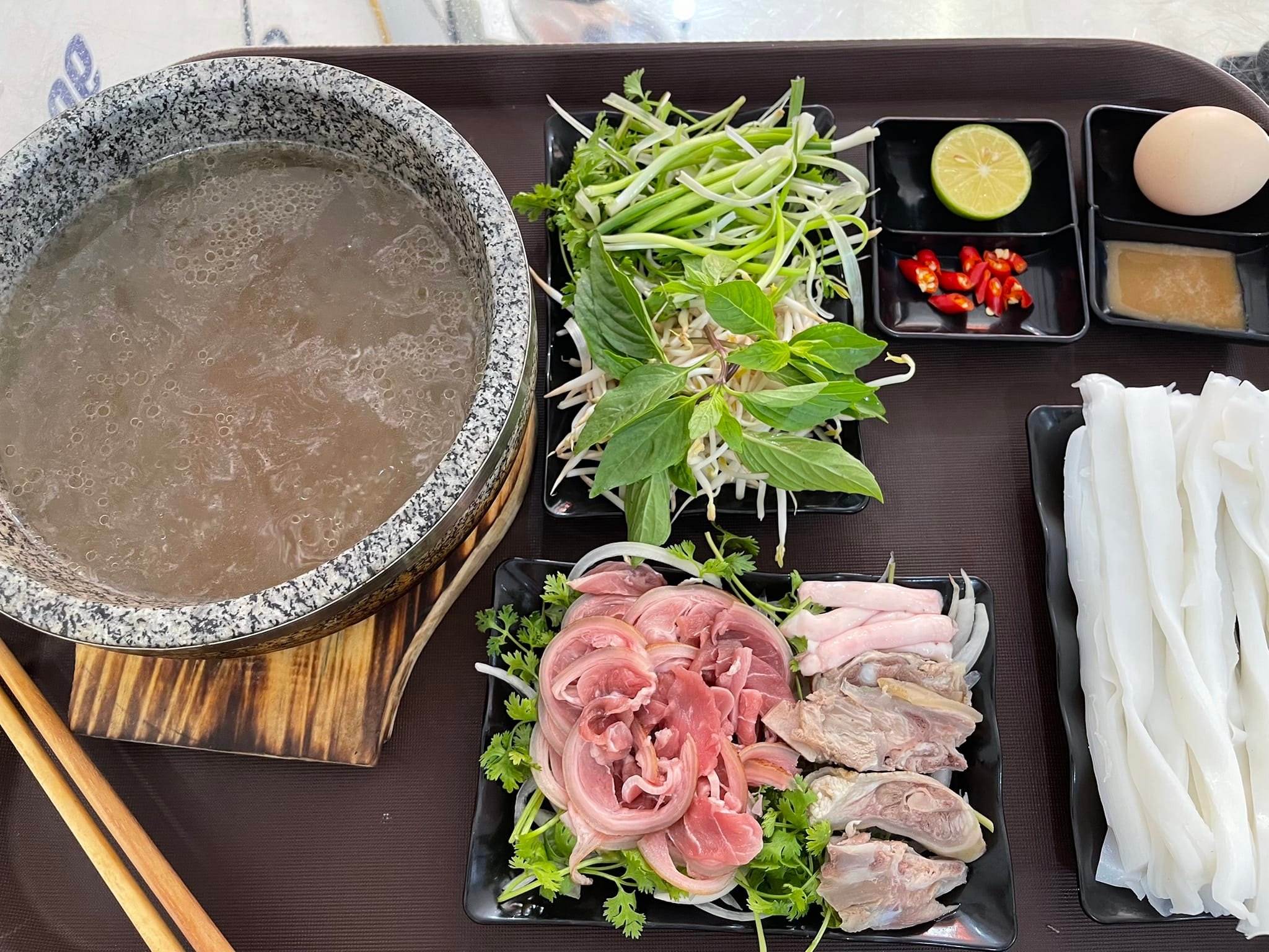 Phở Bát Đá 98 Tràng An