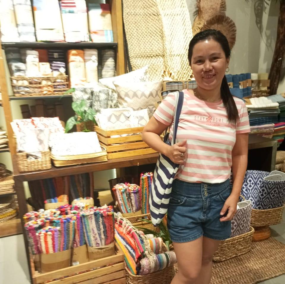 Inday Jhen | Makati