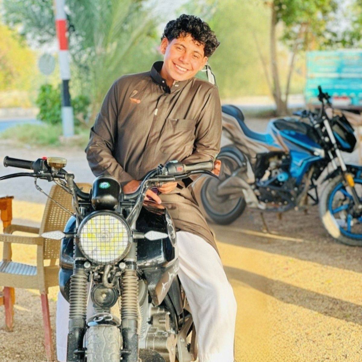 عو مر