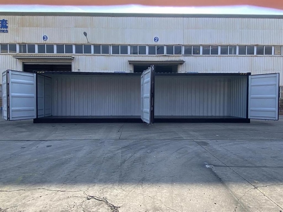 C H Containers