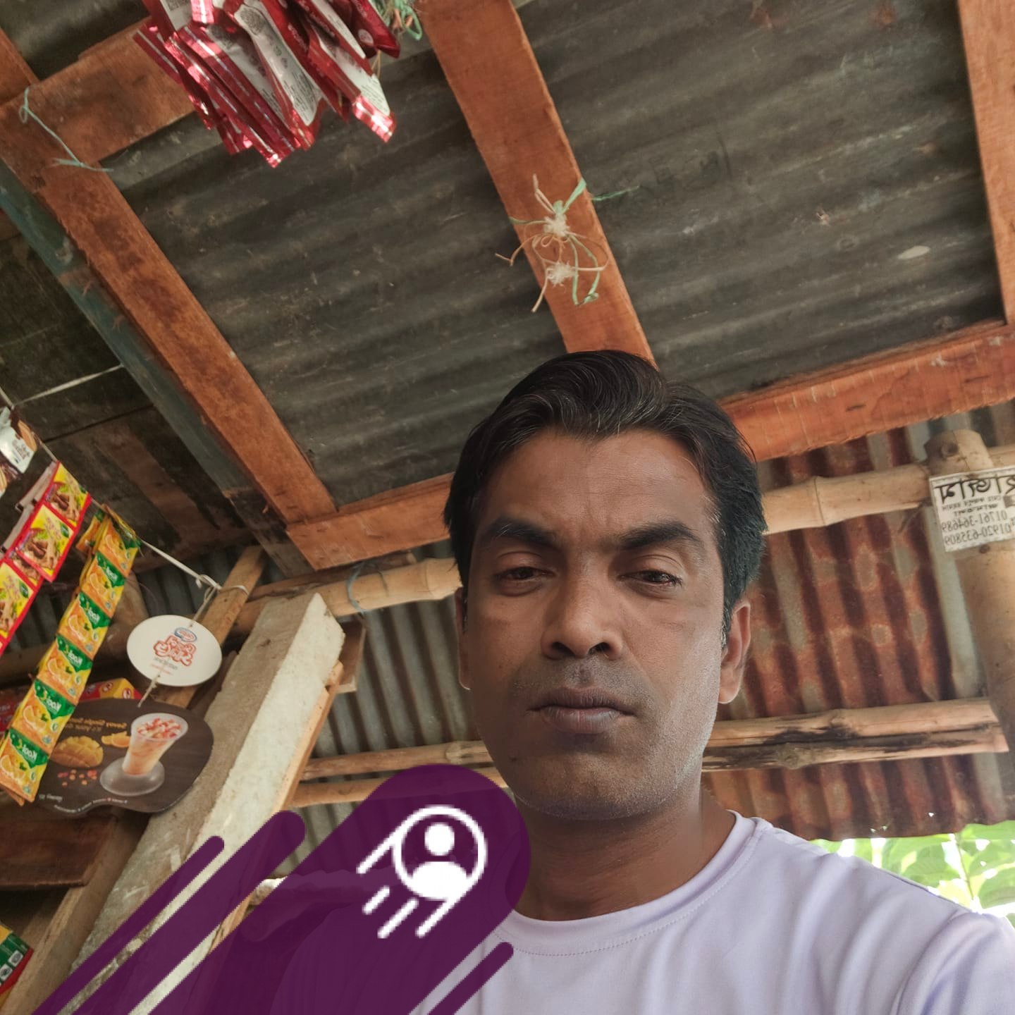 আবু তাহের ভারতের সংবাদ সম্মেলন এ বক্তব্য রাখছেন ভুক্তভোগী সুজন আক্তার ...