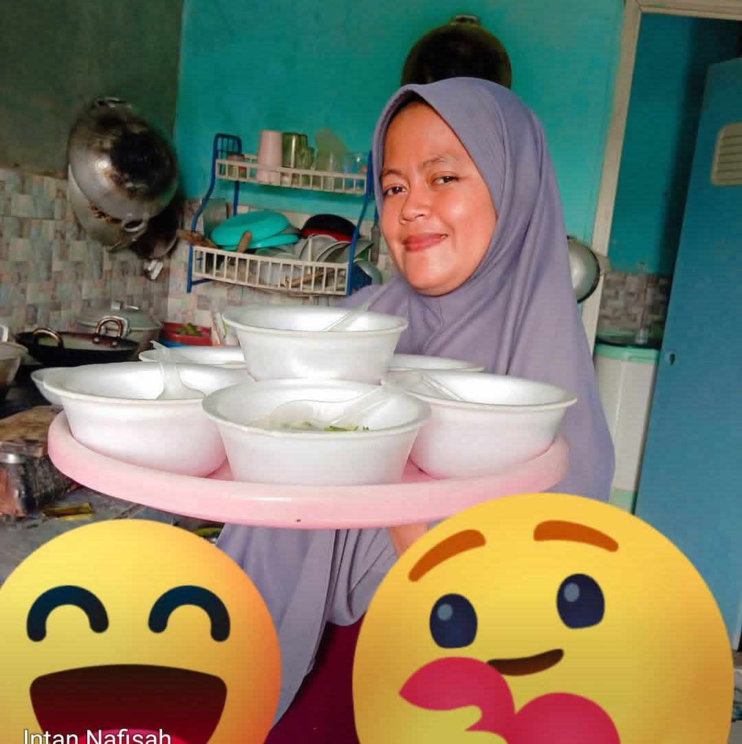 Cemilan renyah di luar dan manis lumer di dalam yang berisi Perpaduan ...