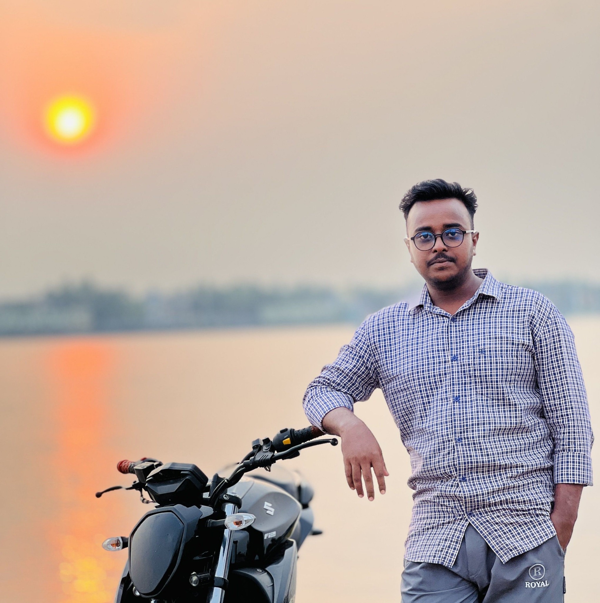 No love, just peace. 💙 📷 Liton Rahman #coxsbazar #beachvibes #