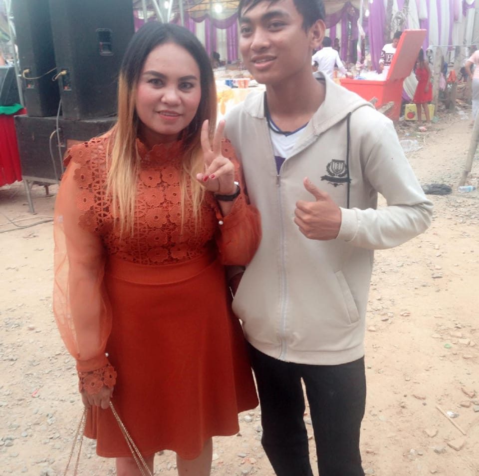 ផឹកកាហ្វេមើលត្រី #ទេសភាពស្រស់ស្អាត | 김수연