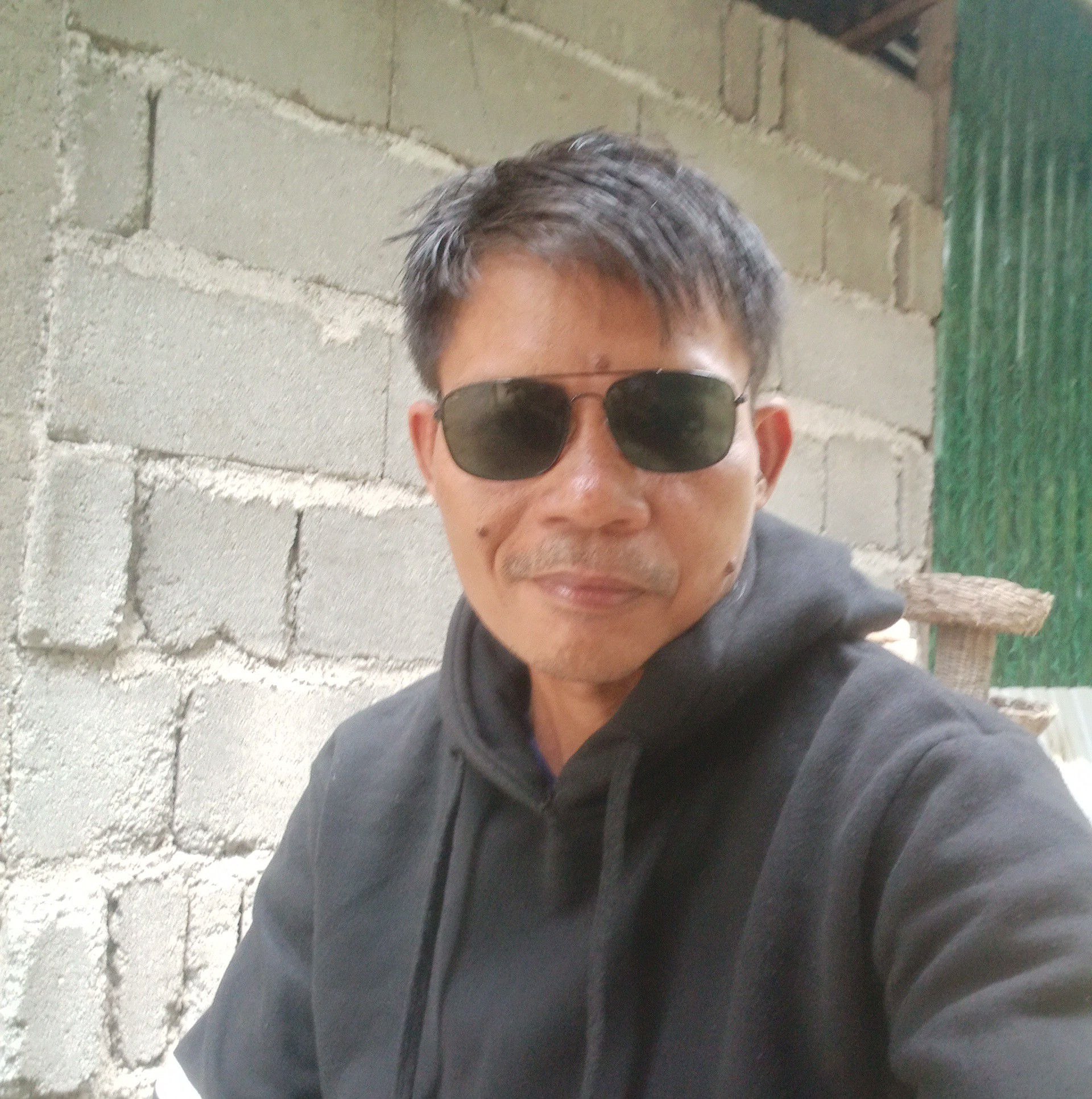 Malapit ng mapalitan Ang cellphone ko ng iphone | Gil Maglasang Bustillo