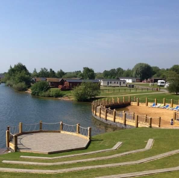 Luxury caravan breaks at tattershall lakes | Tattershall