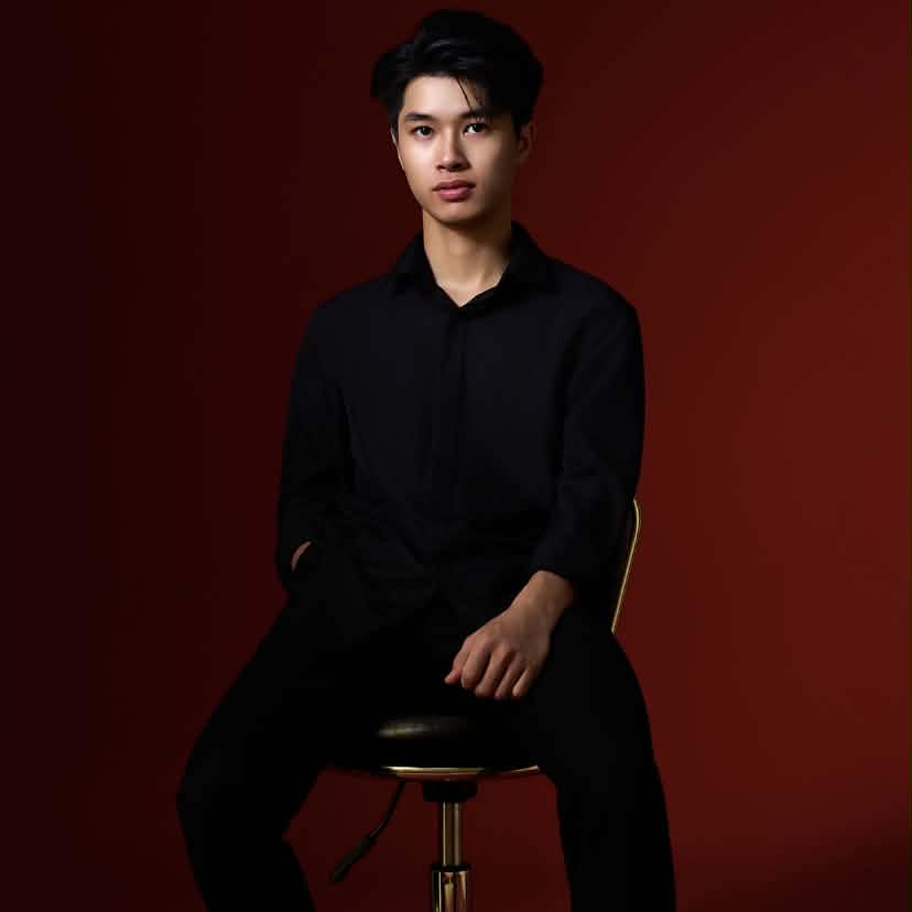Concept hoa tươi cùng với cô dâu và chú rể cực xinh #phongchucstudio # ...