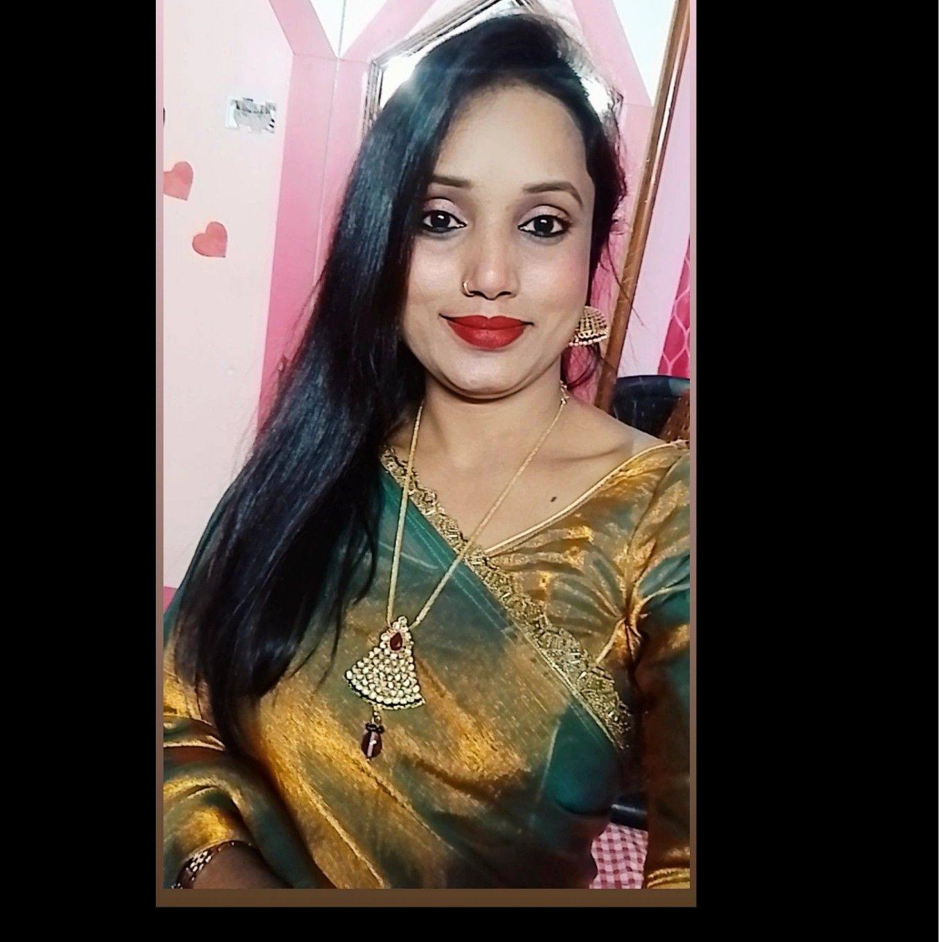 Mamoni Ansari Official