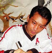 ဒွေး ဇတ်ကားများတင်ပေသည်