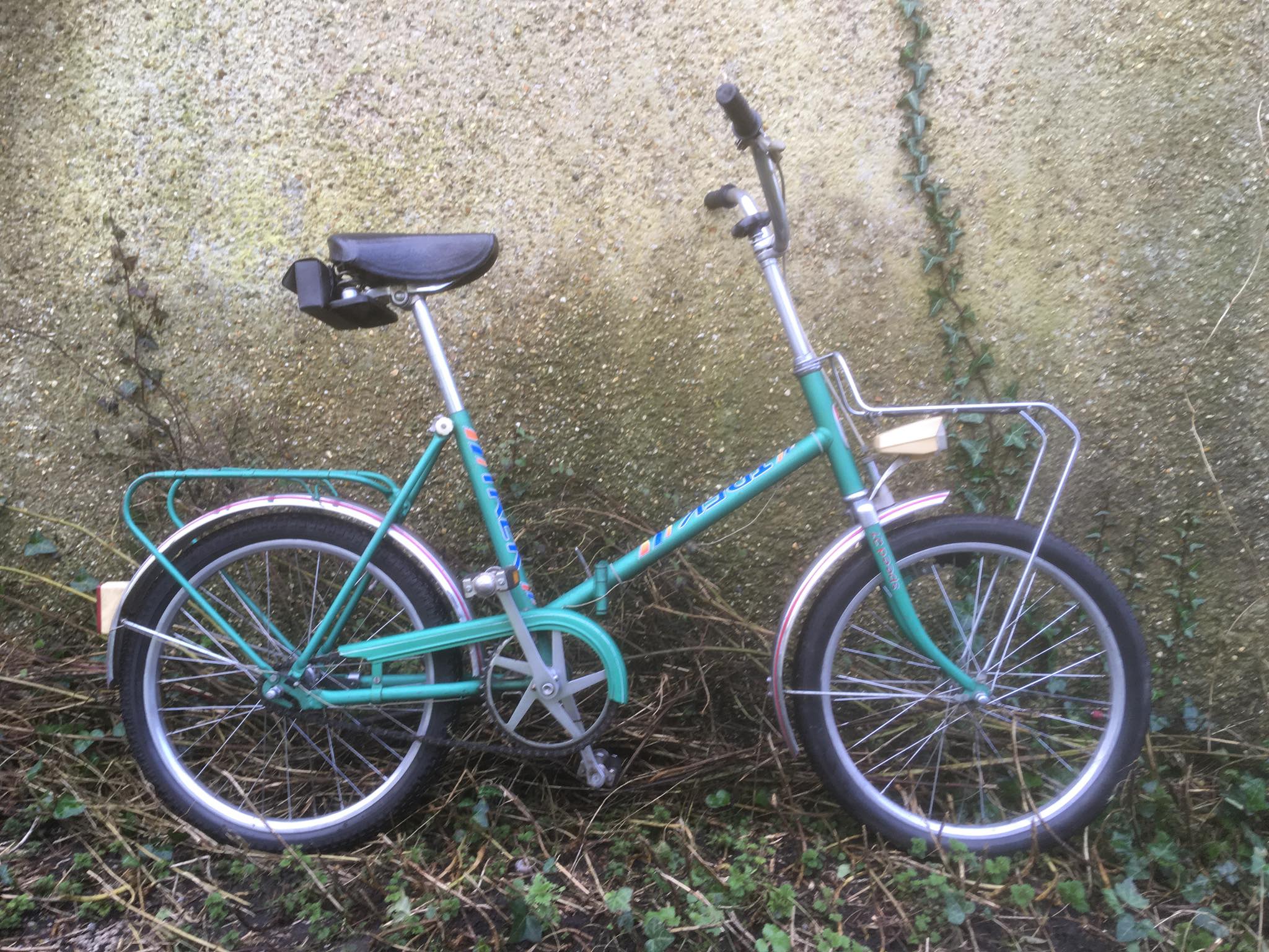 fahrradtasche diebstahlsicher Gusti Satteltasche Leder GarveeMore Kinderregal mit 6 jm-group-commuterdaypack Radgröße:26