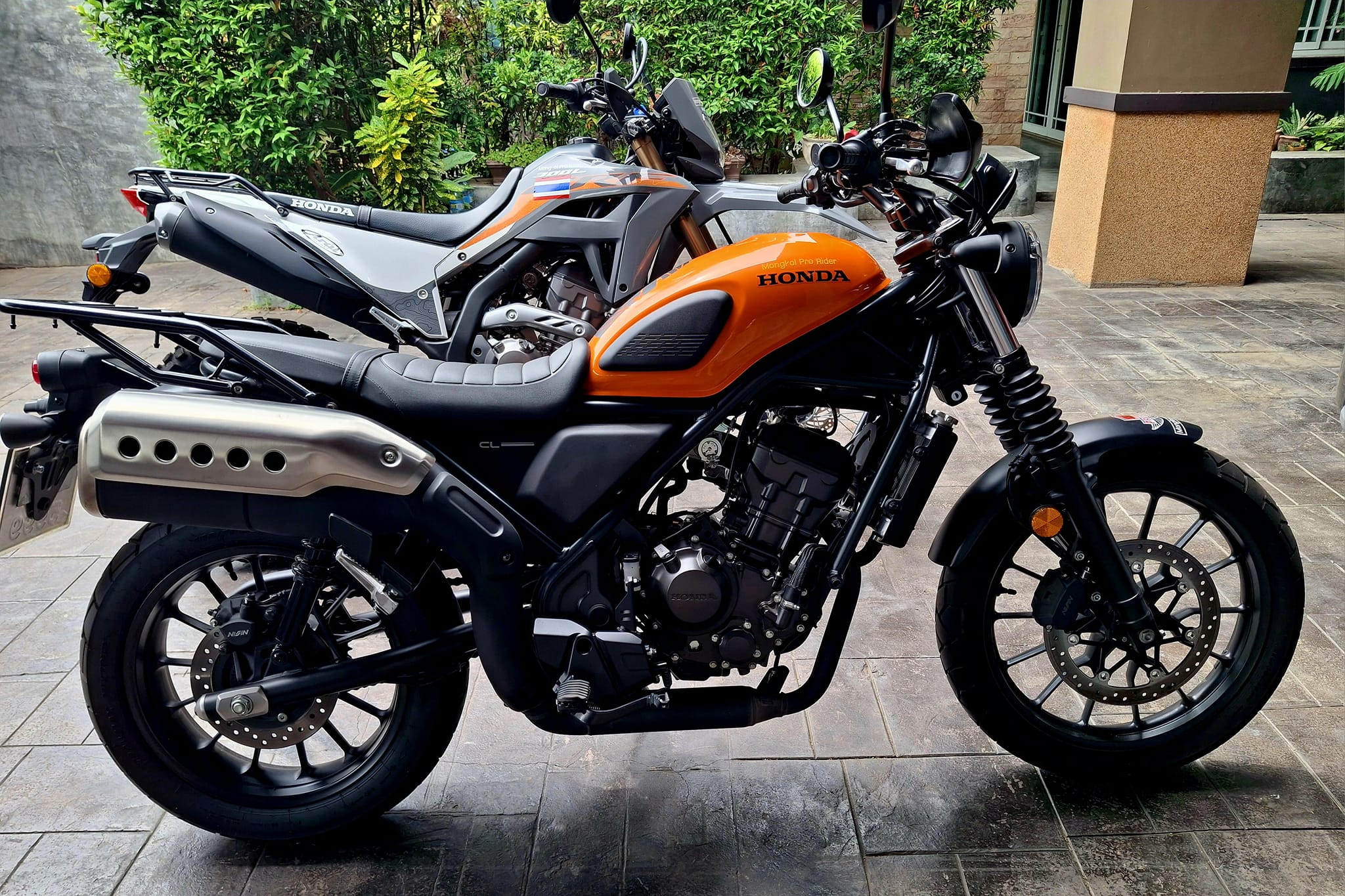 ถึงฤดูกาลออกทริป ใครหาอยู่... สวย.สด... - Mongkol Pro Rider | Facebook