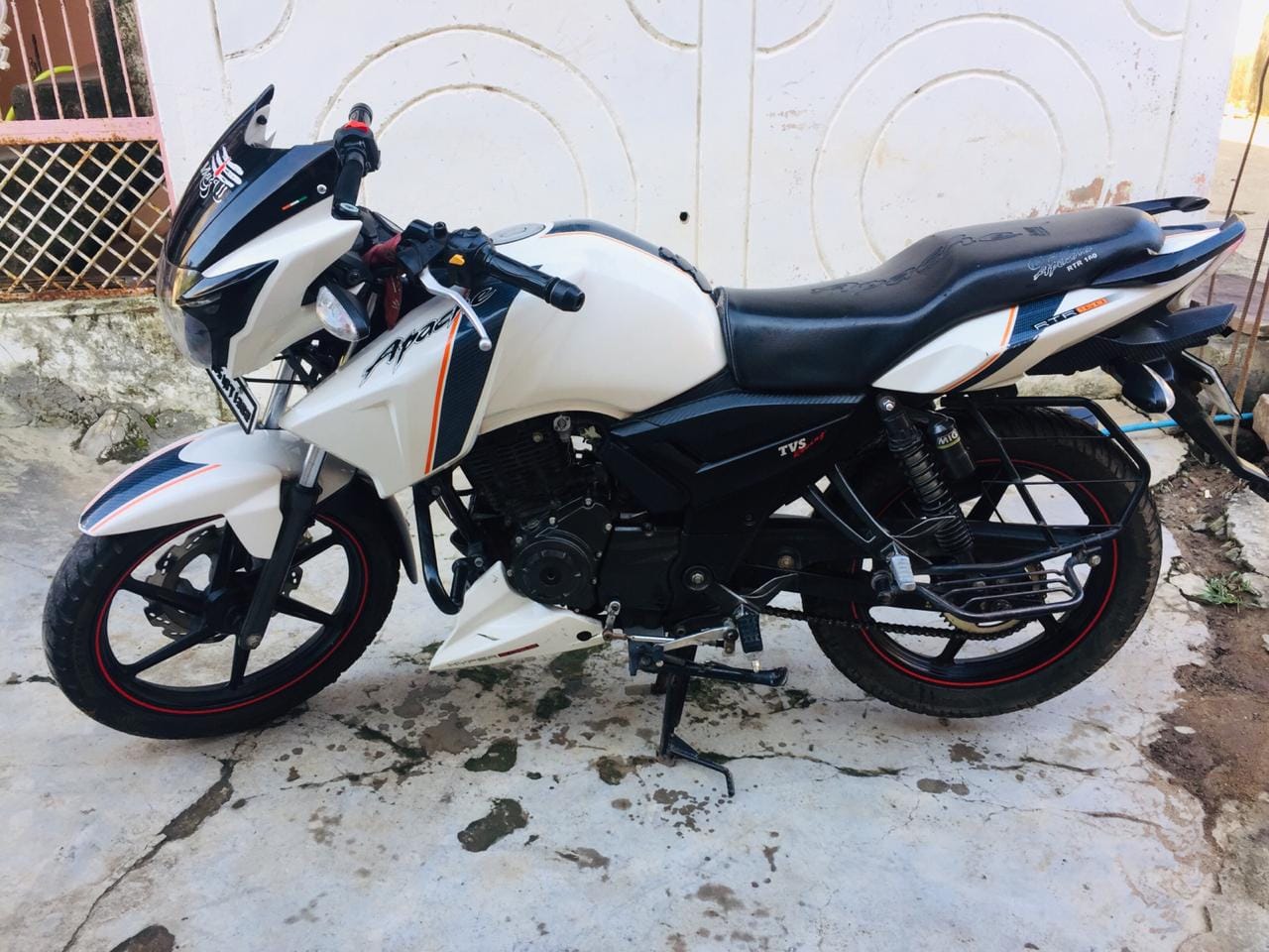 Apache RTR 160 Model 2018 Price 20000 Mob No 8811982605