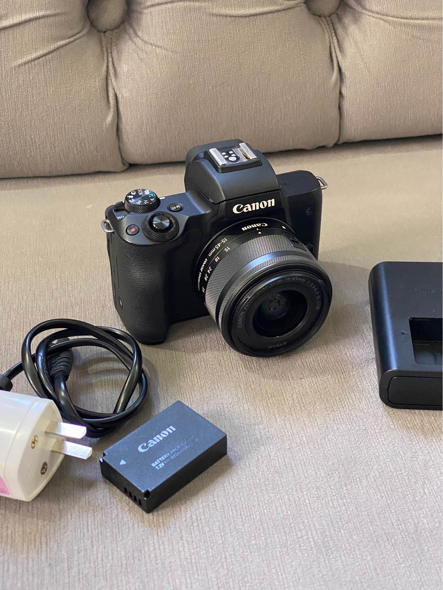 For Sale! RUSH! Canon Eos M50 Mark II, Good as New! ₱28,500 