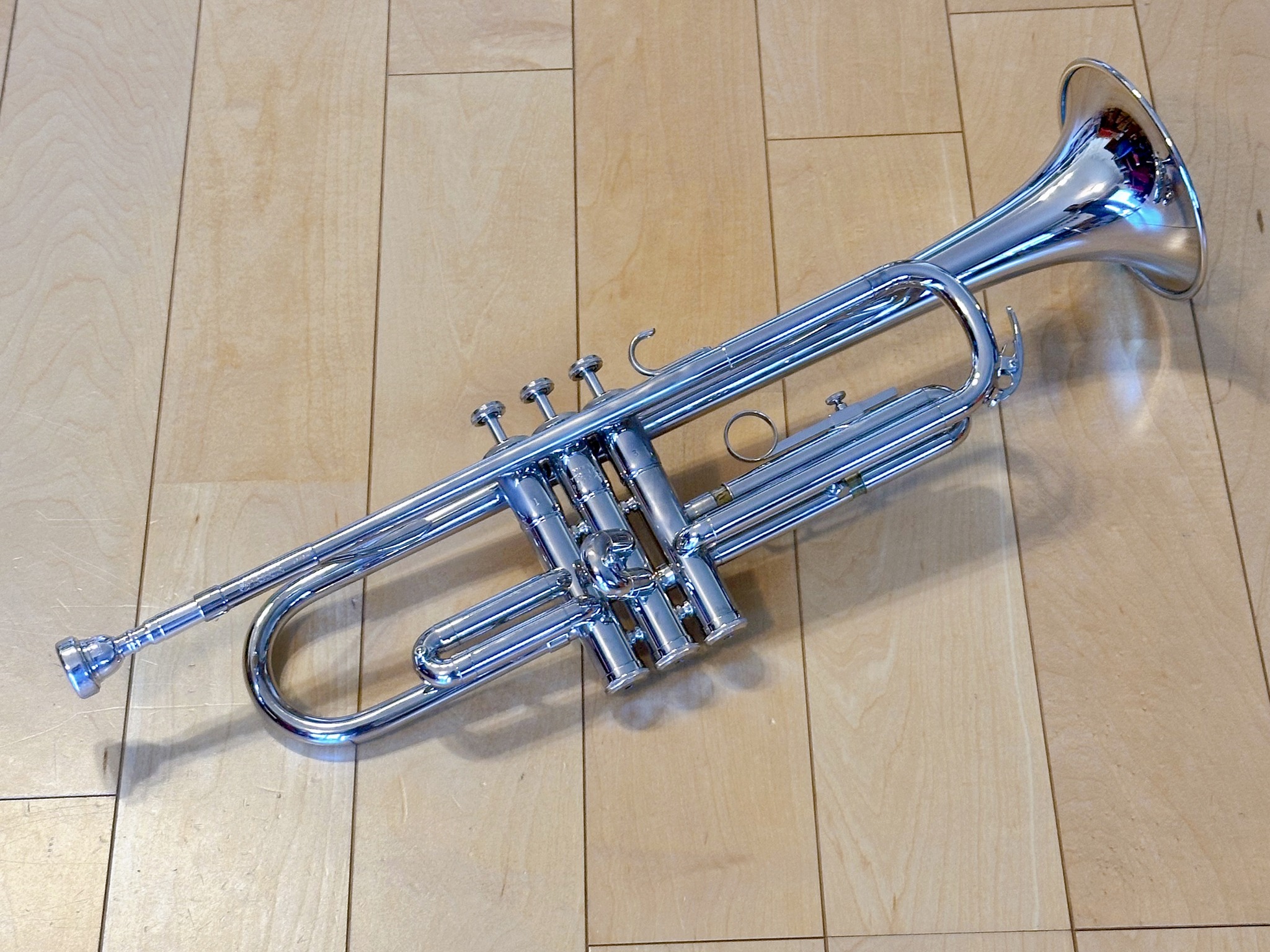 Back in stock✓ Yamaha YTR-800 Custom Trumpet with bronze Euro