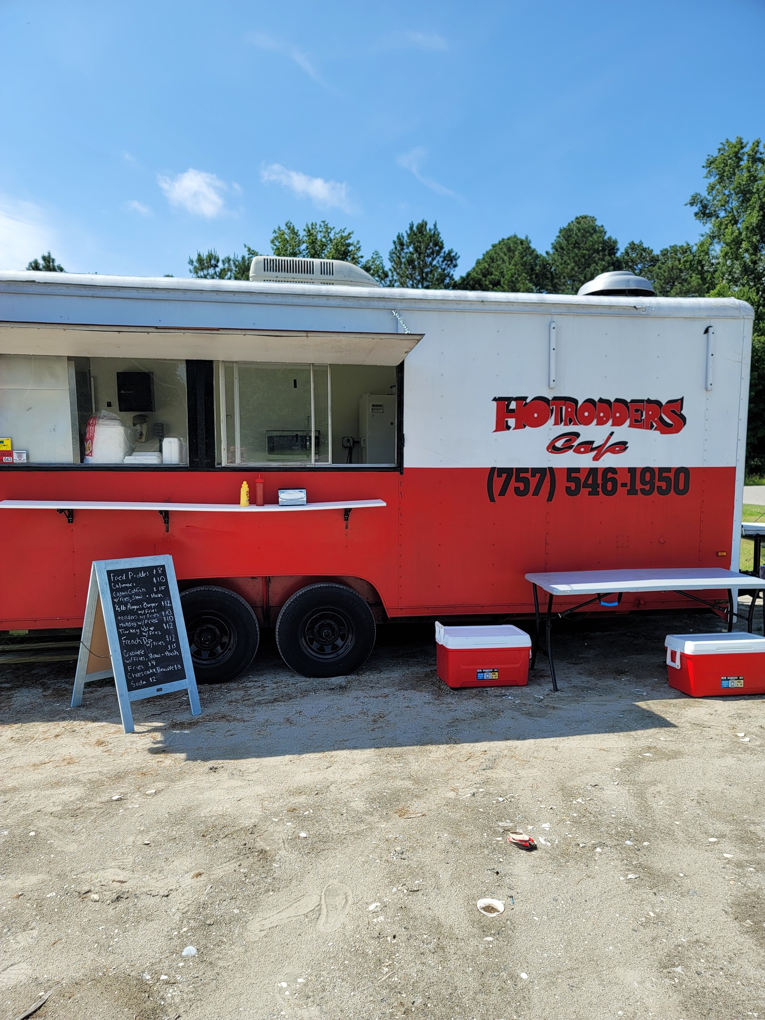 Hotrodders Cafe on the Road