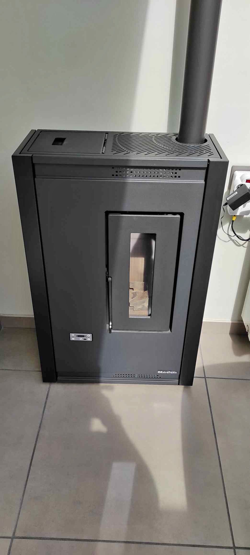 Poêle a pellets (pour pièces) RAVELLI HOLLY V - RV120 - Space Heaters ...