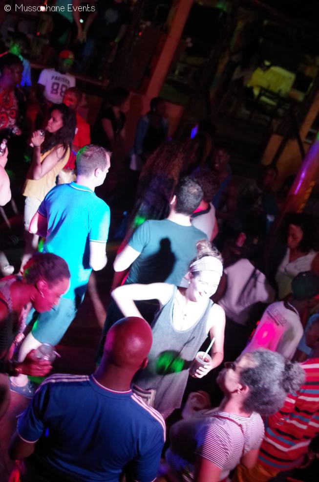 Partytime Mozambique