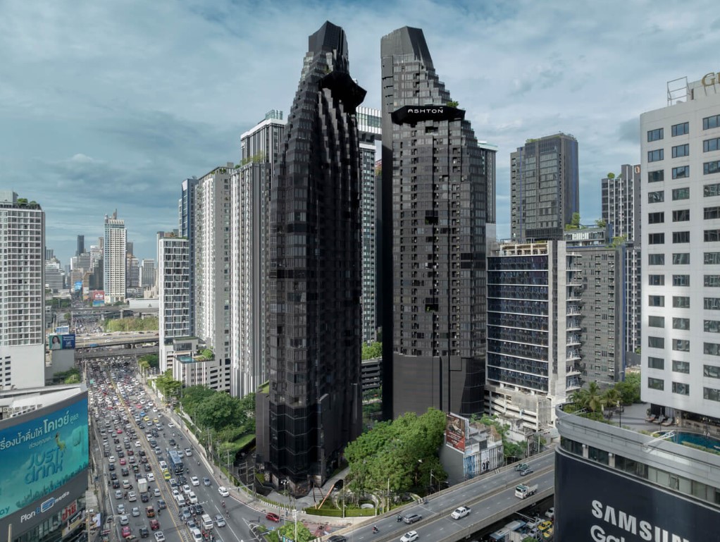 ClubSunday - Ashton Asoke – Rama 9 เป็นคอนโด High Rise 2 อาคาร ได้แก่ ...