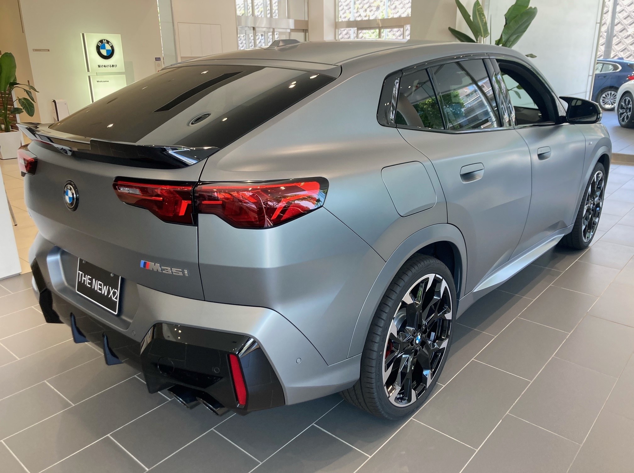 新型X2M35iのフローズンピュアグレー！是非一度ご覧ください！ ＠Osaka