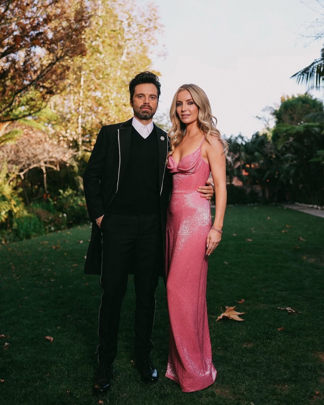 green emerald velvet dress Annabelle Wallis 2025 Oscars Steel Blue Chiffon Gown