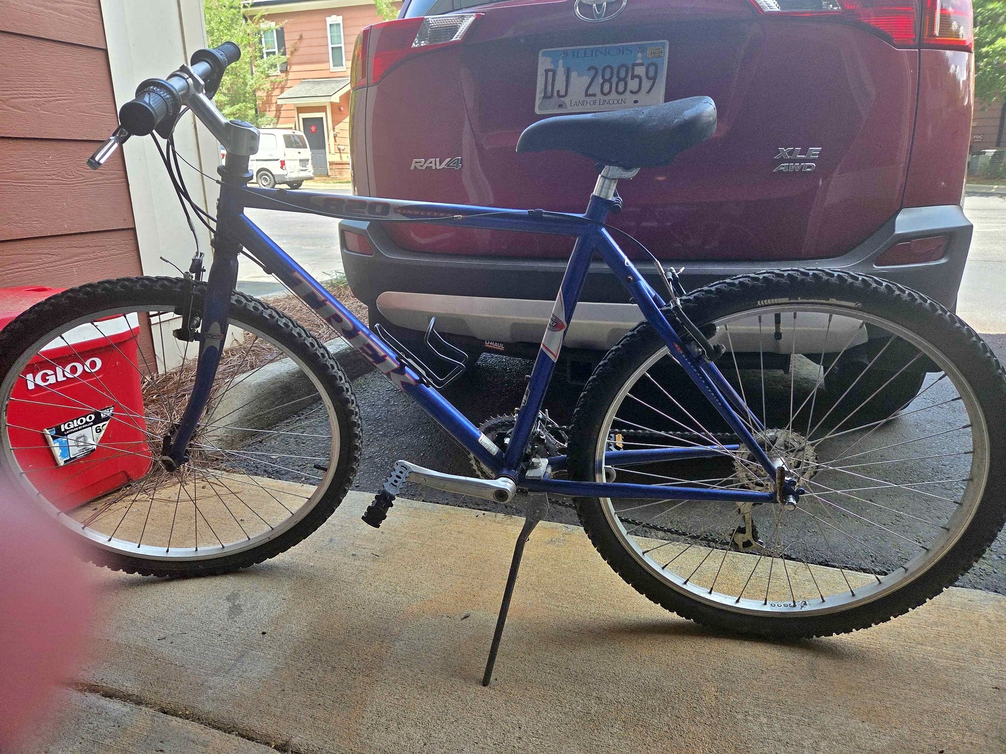 bike helmet drink FluidLogic GPR50 Hydration System Black soft goods Its 100% hands Color Options:Mist like new' schwinn cruiser