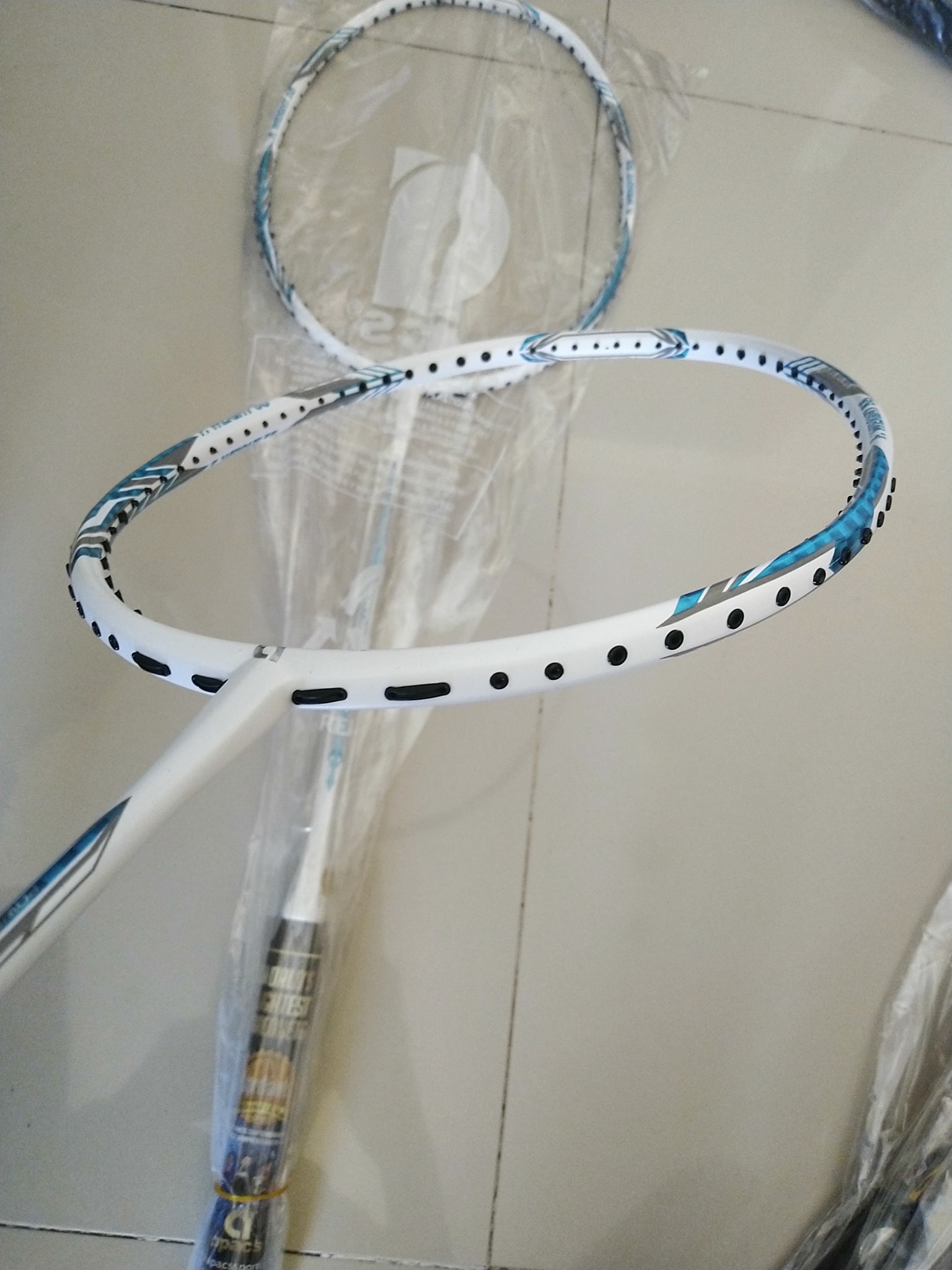 APACS Cebu - Apacs feather weight 55 The world lightest...