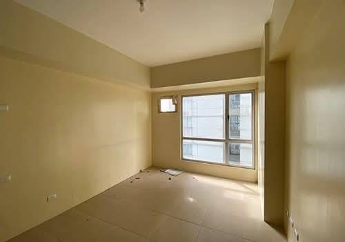 FOR SALE: EGI-Rufino Plaza... - Smart Buy Properties | Facebook