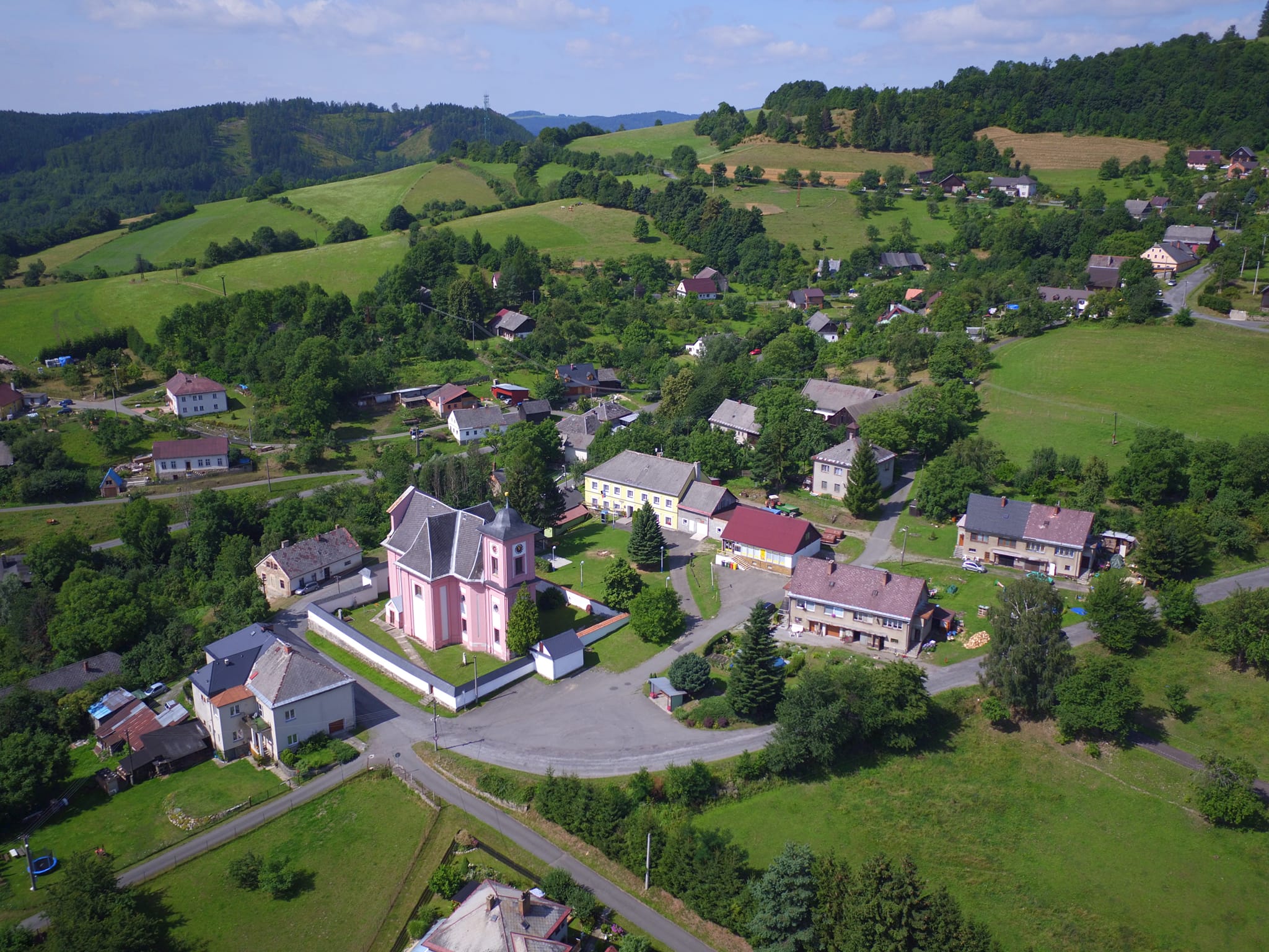 Obec Markvartovice - Řezbářské dny v Markvartovicích ve dnech 10.-12.5. ...