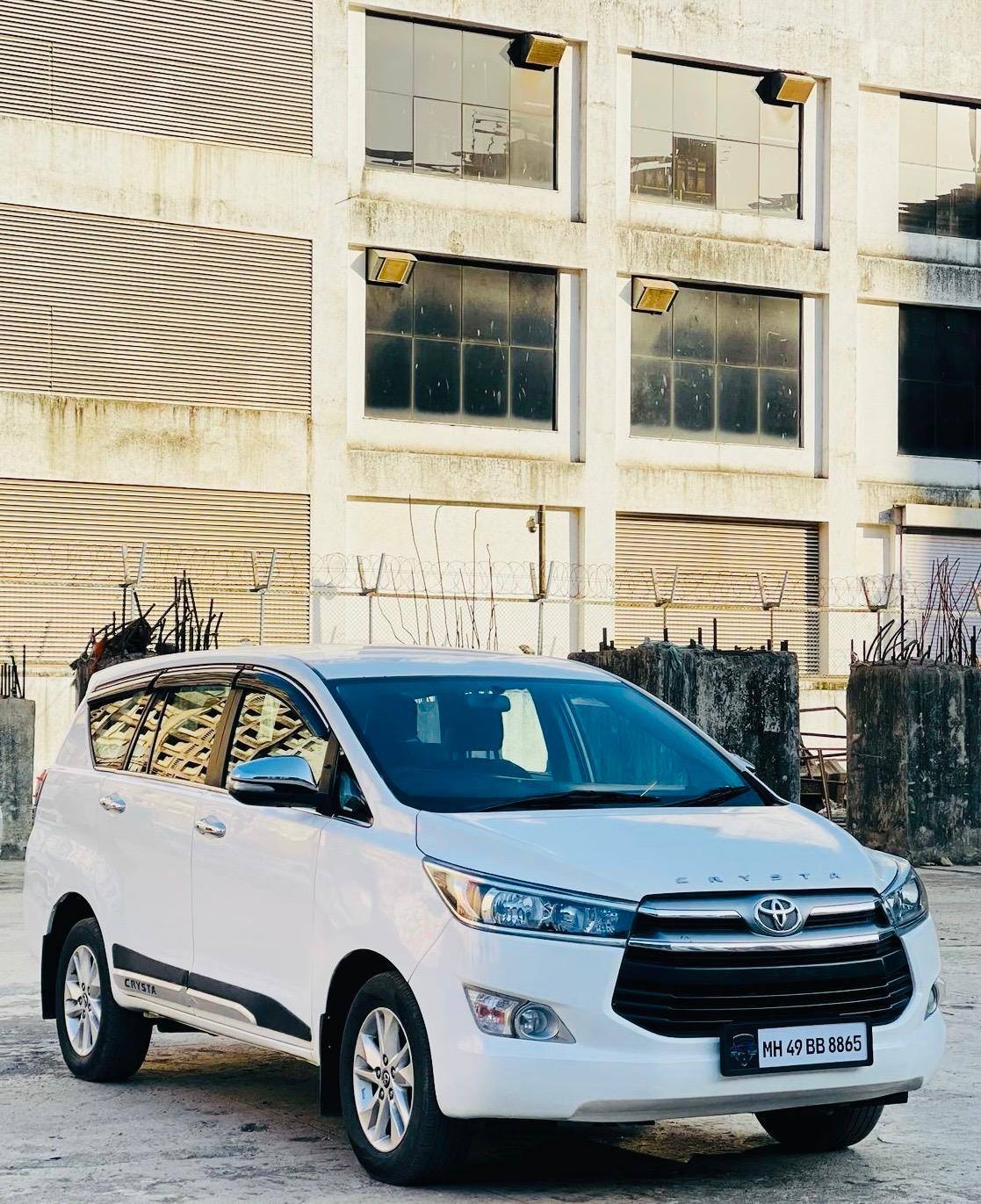 Toyota Innova Crysta 2.8G Automatic 7 Seater Car for Sale in Mumbai