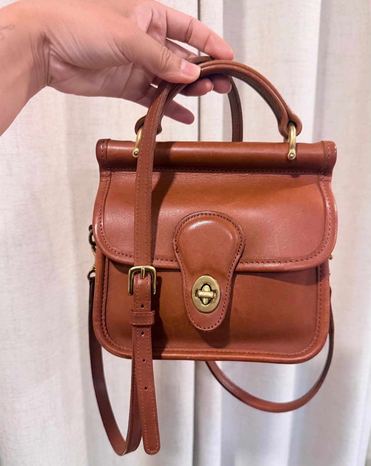 Vintage Coach Hamilton handbag found for $1 at thrift store