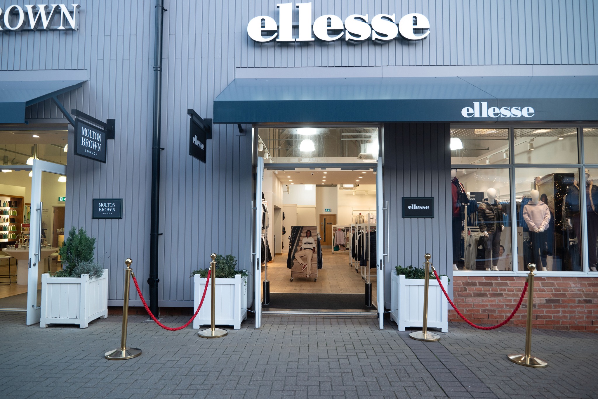 ellesse has officially opened its doors here at Caledonia Park. 🎉 The original Italian sportswear brand, ellesse brings a contemporary twist to athleisure, where comfort meets style in perfect harmony. Come visit