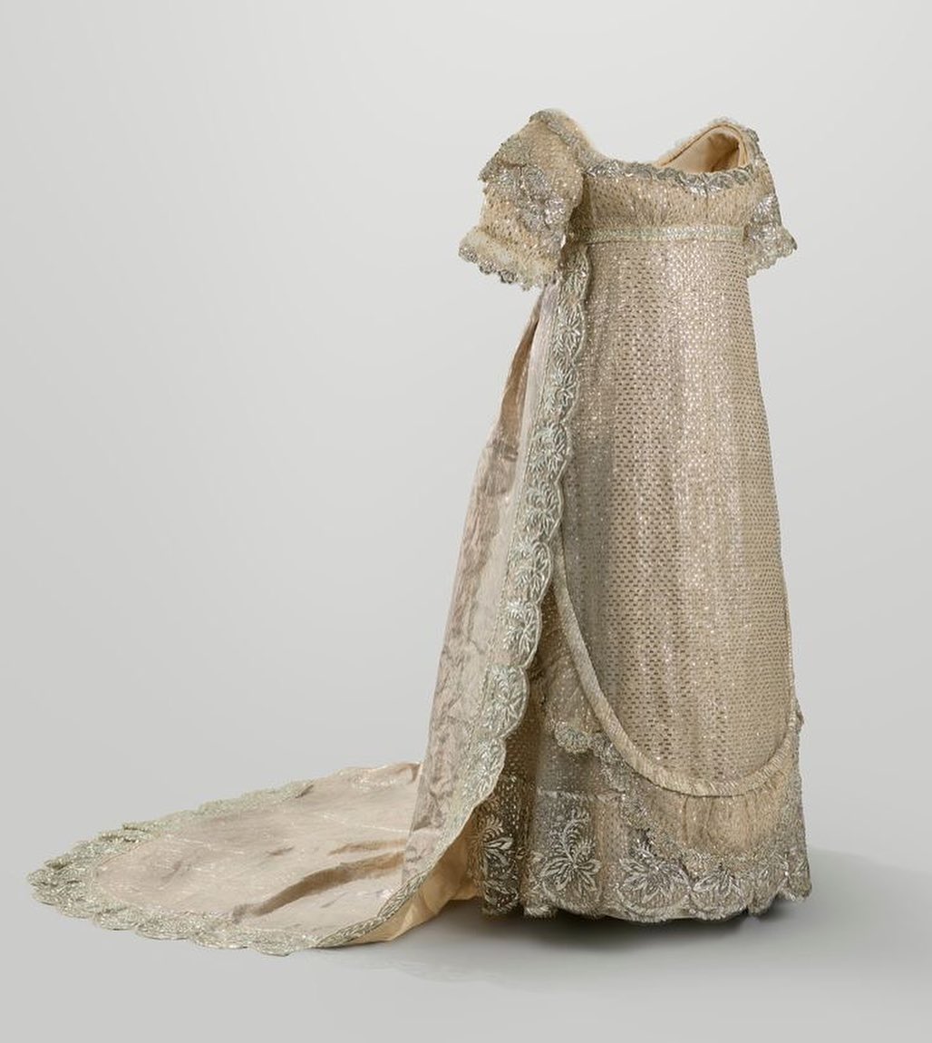 princess charlotte dress designer Another of Charlotte's dresses from 1817. Photos from a book called “In Royal Fashion” by Kay Staniland Prince george CAMO Colors:MUDDY GIRL CLEARANCE30JULY Black Denim Dress Pretty