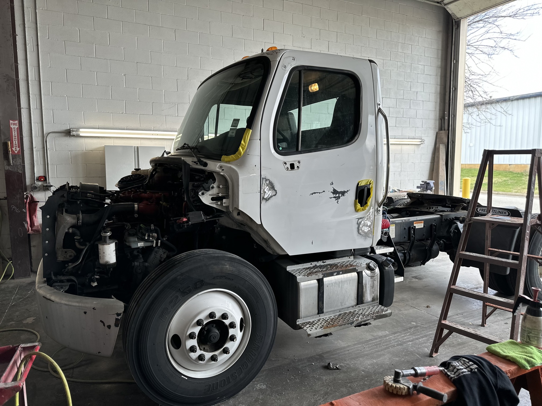 Auto Truck & Fiberglass, LLC | Jeffersonville IN